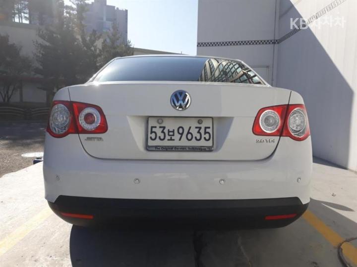 Volkswagen Jetta 2.0 TDI 3