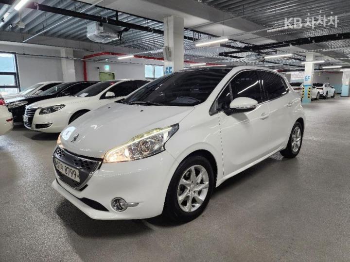 Peugeot 208 1.4 e-HDi 5 Duo ECO 3