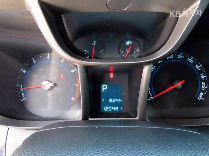 Chevrolet Orlando LPG LTZ Premium 10