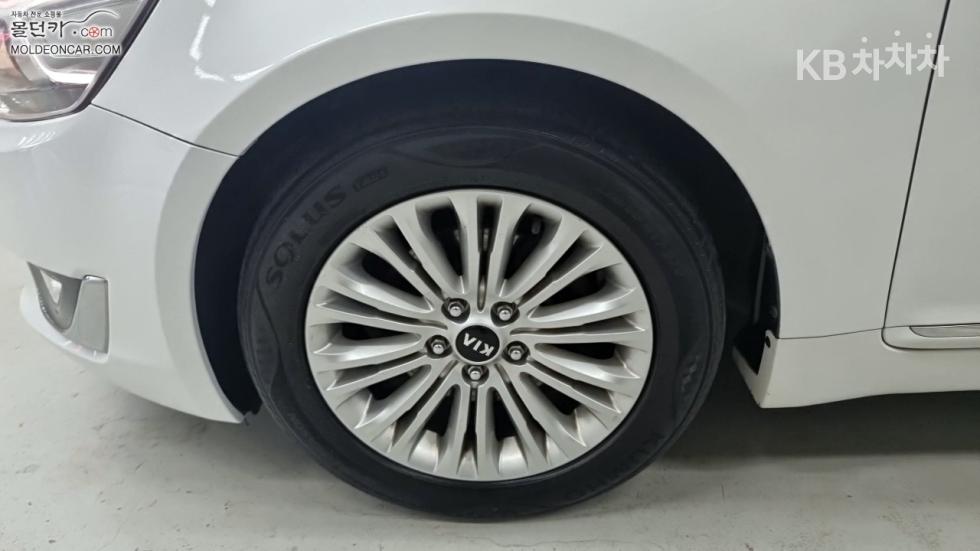 2013 - kia k7
