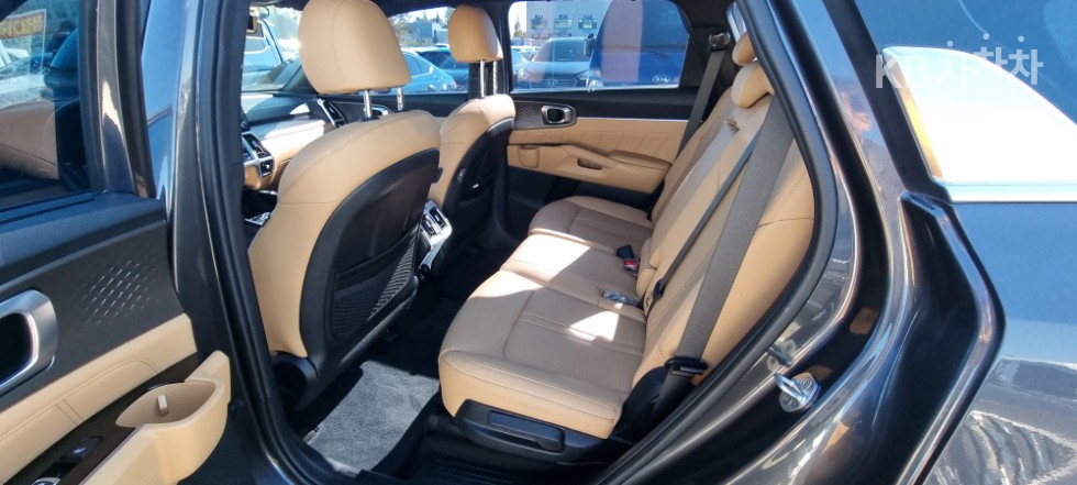 2021 - kia sorento