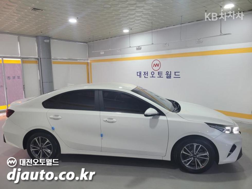 2022 - kia k3