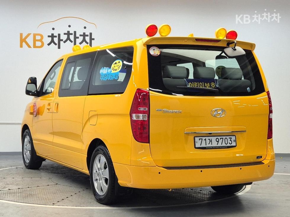 Hyundai Starex — miniaturë 2