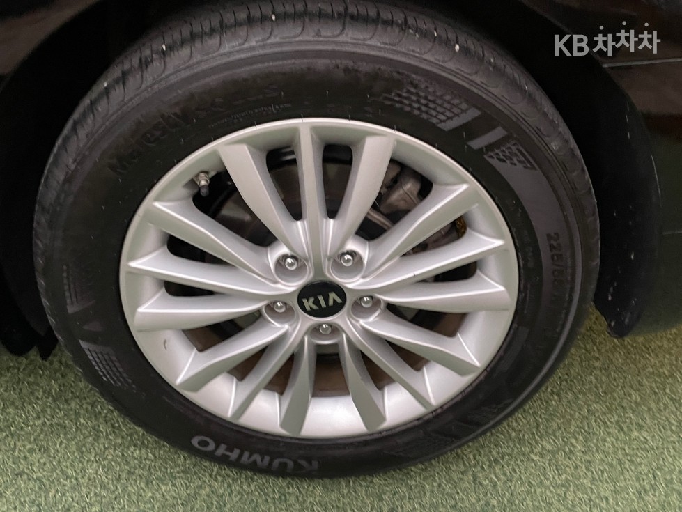 2020 - kia k7