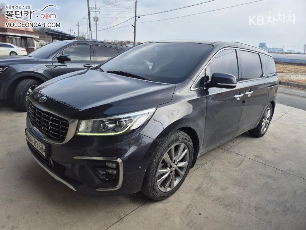 2019 - kia carnival