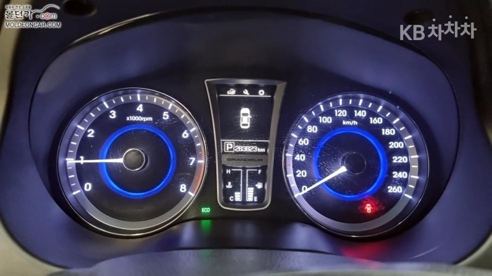 Hyundai Grandeur — miniaturë 7