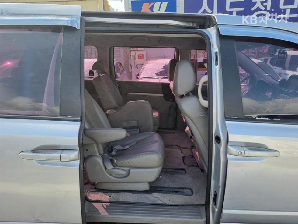 2008 - kia carnival