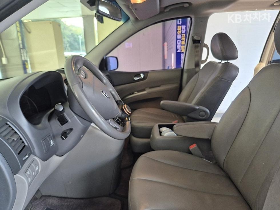 2013 - kia carnival