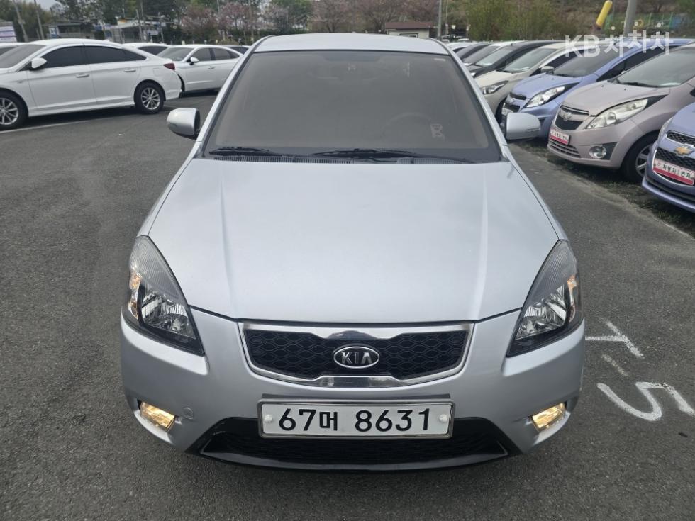 2010 kia pride