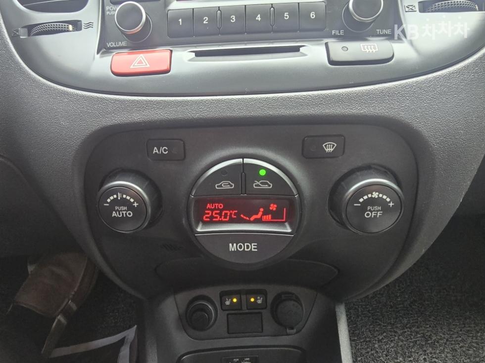 2010 - kia pride