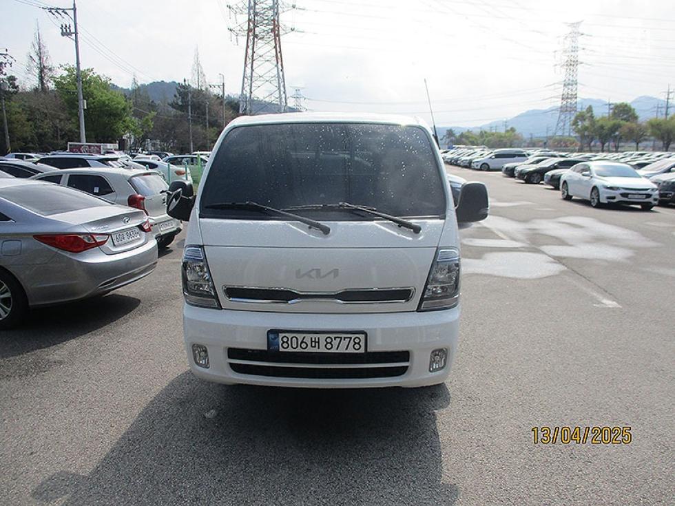 2022 - kia bongo iii
