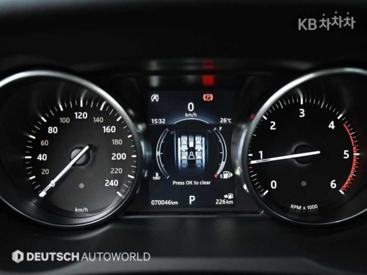 Land Rover Range Rover Evoque 2.0 TD4 HSE Dynamic 6