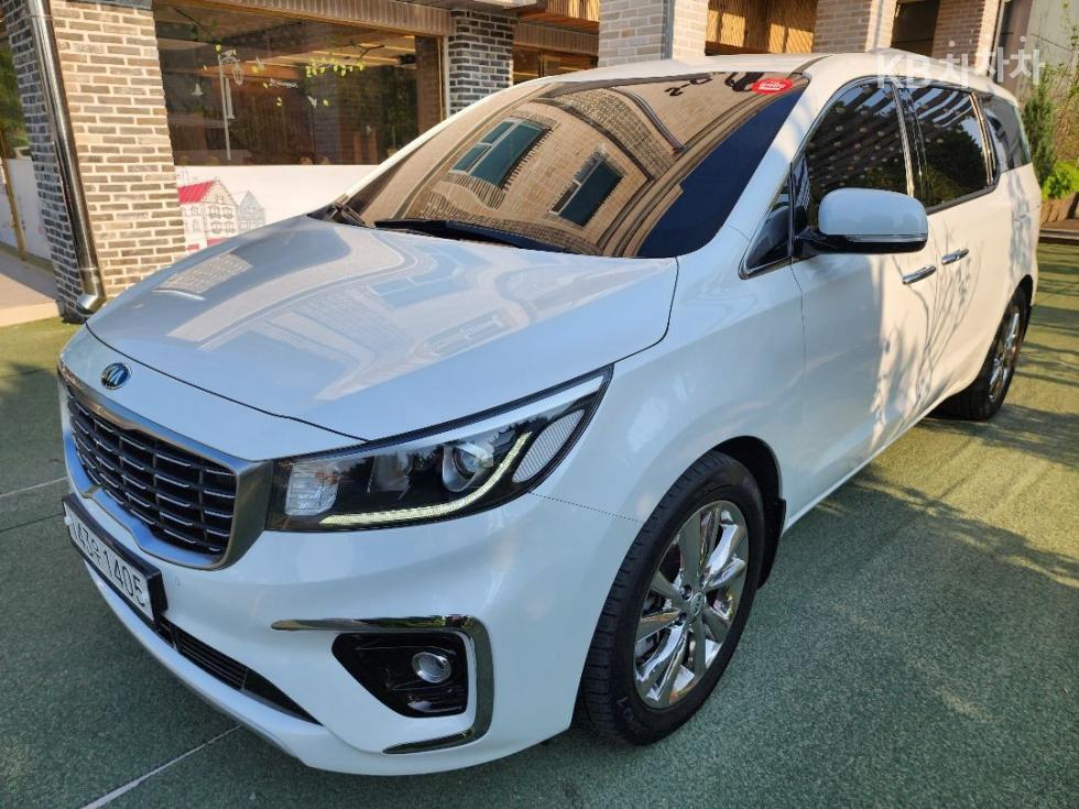 2019 - kia carnival