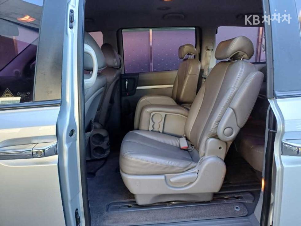 2013 - kia carnival