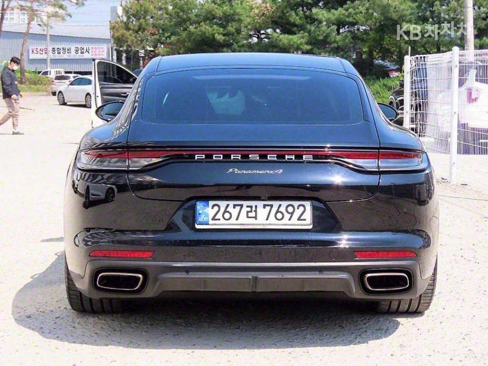 Porsche Panamera — miniaturë 4