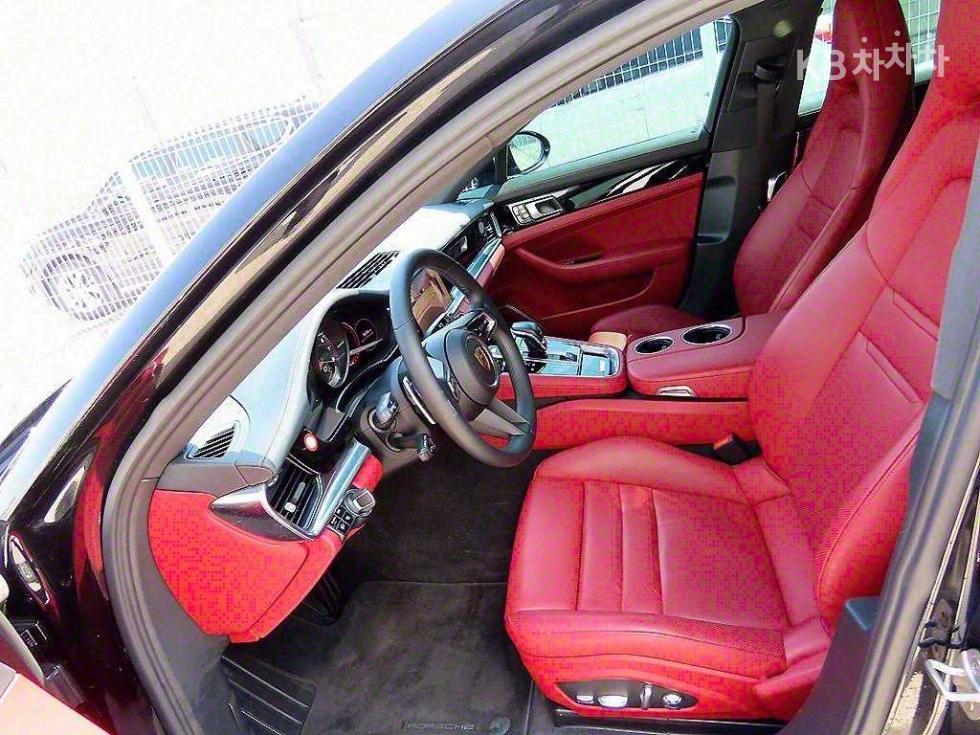 Porsche Panamera — miniaturë 5