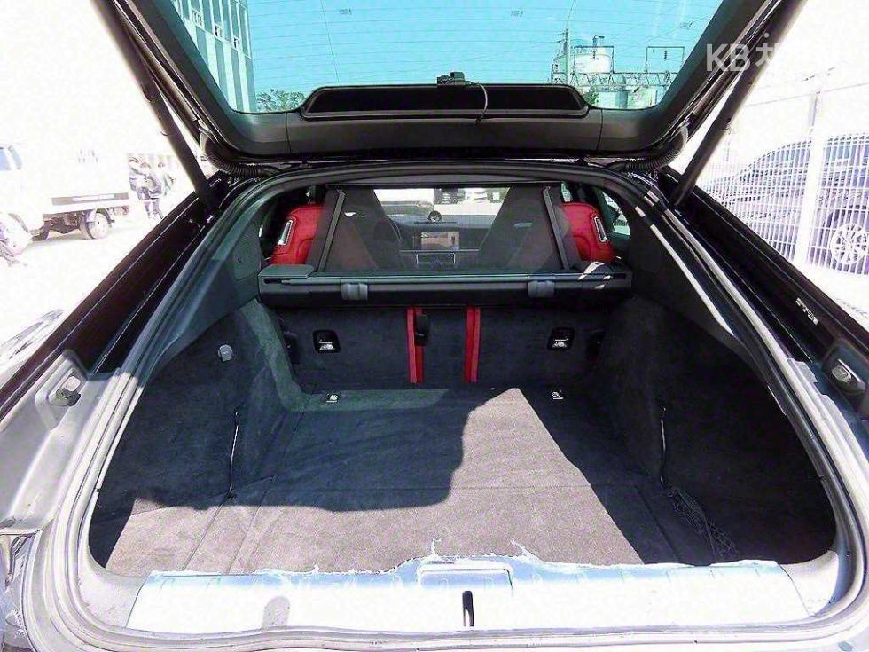 Porsche Panamera — miniaturë 17