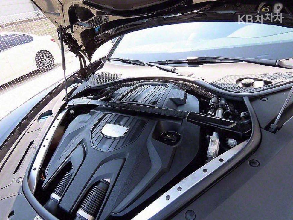 Porsche Panamera — miniaturë 19