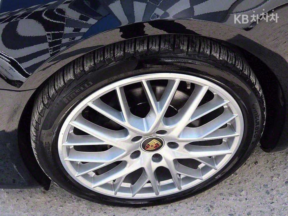 Porsche Panamera — miniaturë 20