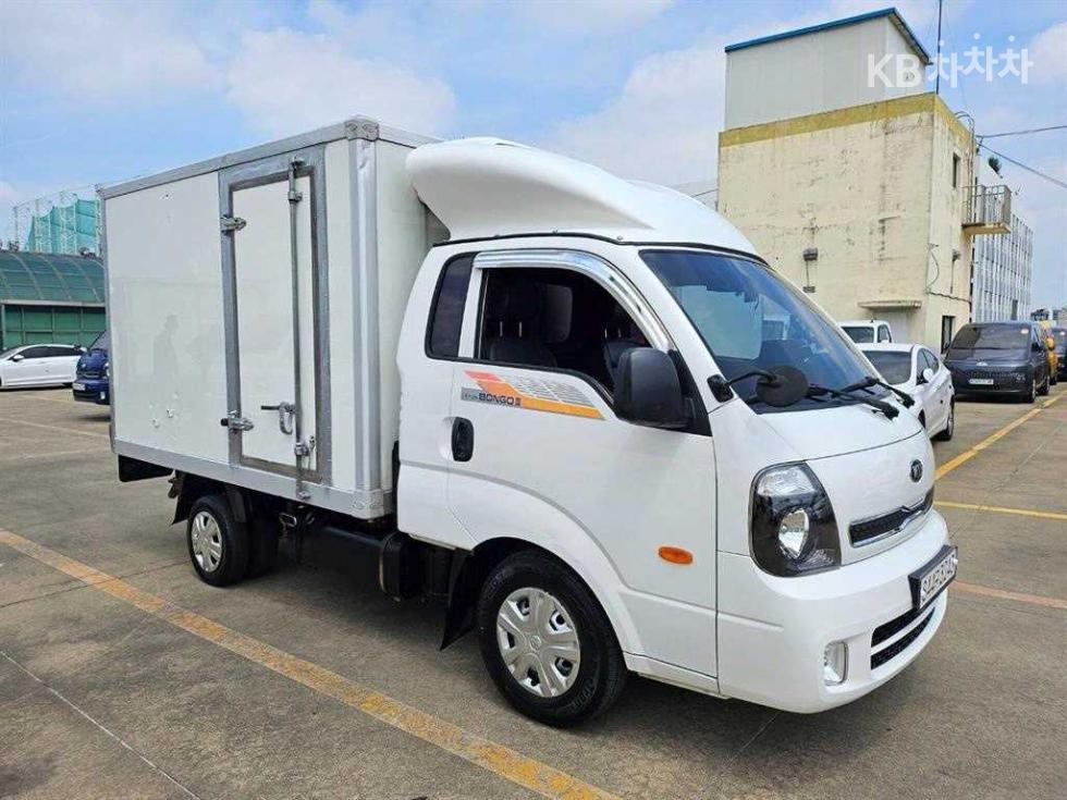 2017 - kia bongo iii