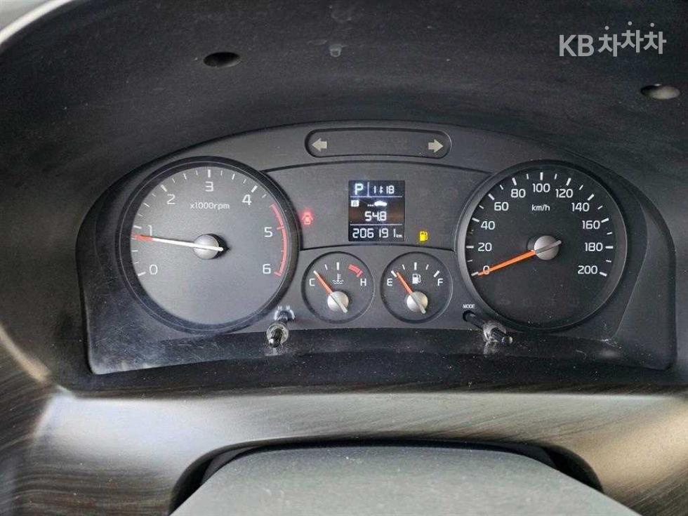 2017 - kia bongo iii