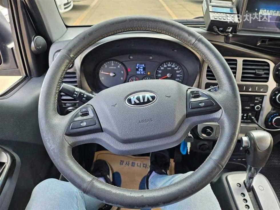 2017 - kia bongo iii