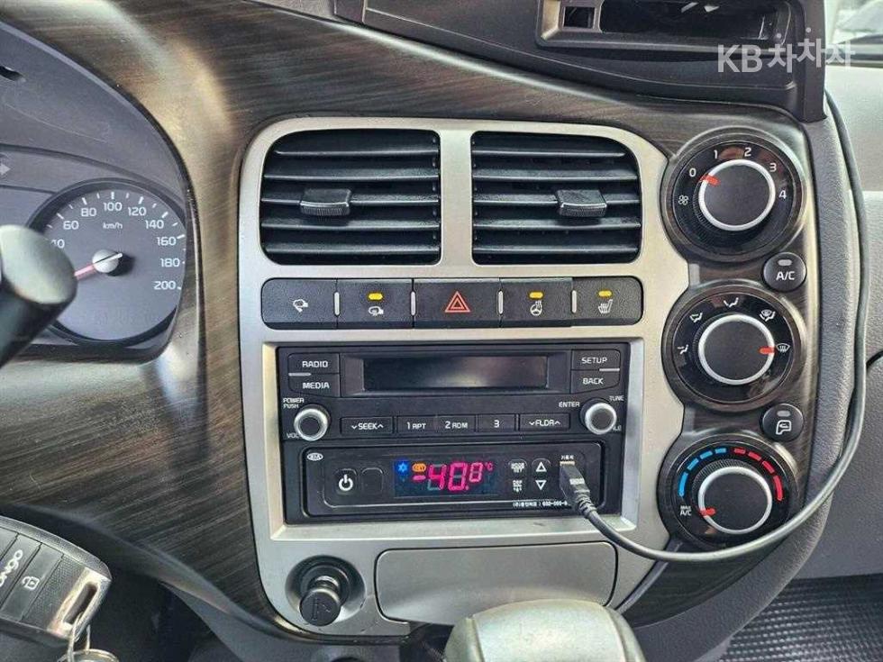 2017 - kia bongo iii