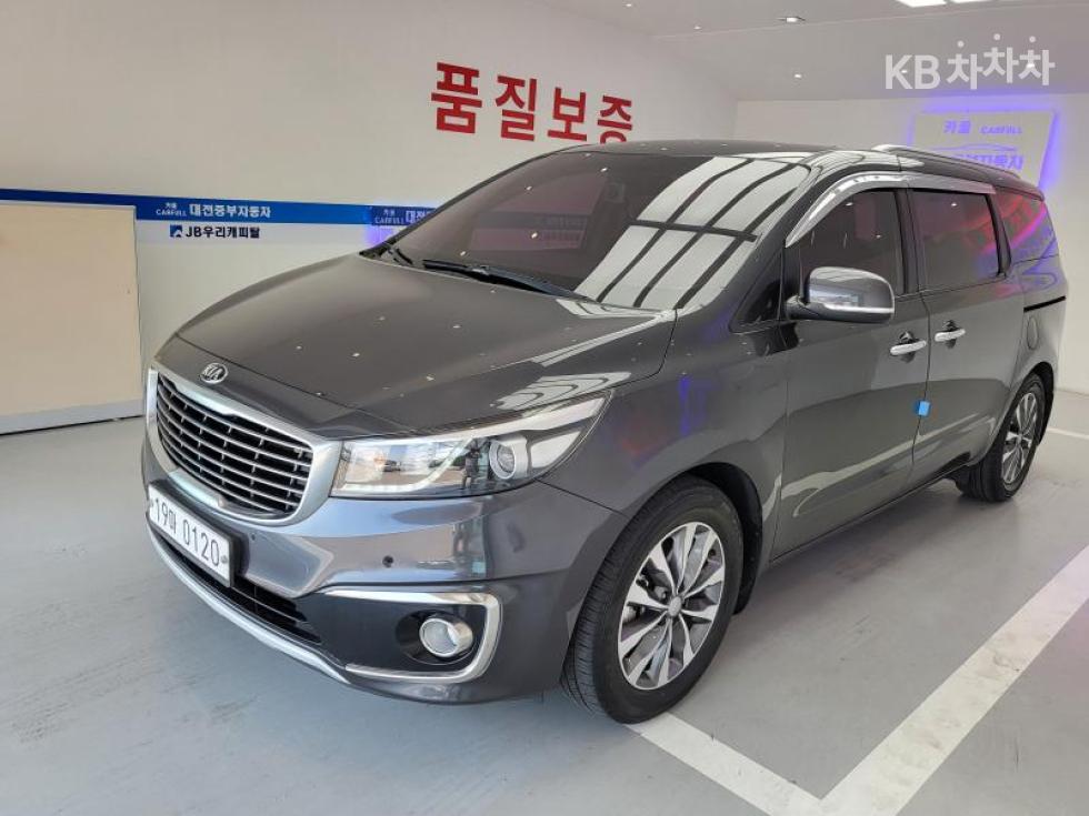 2017 - kia carnival