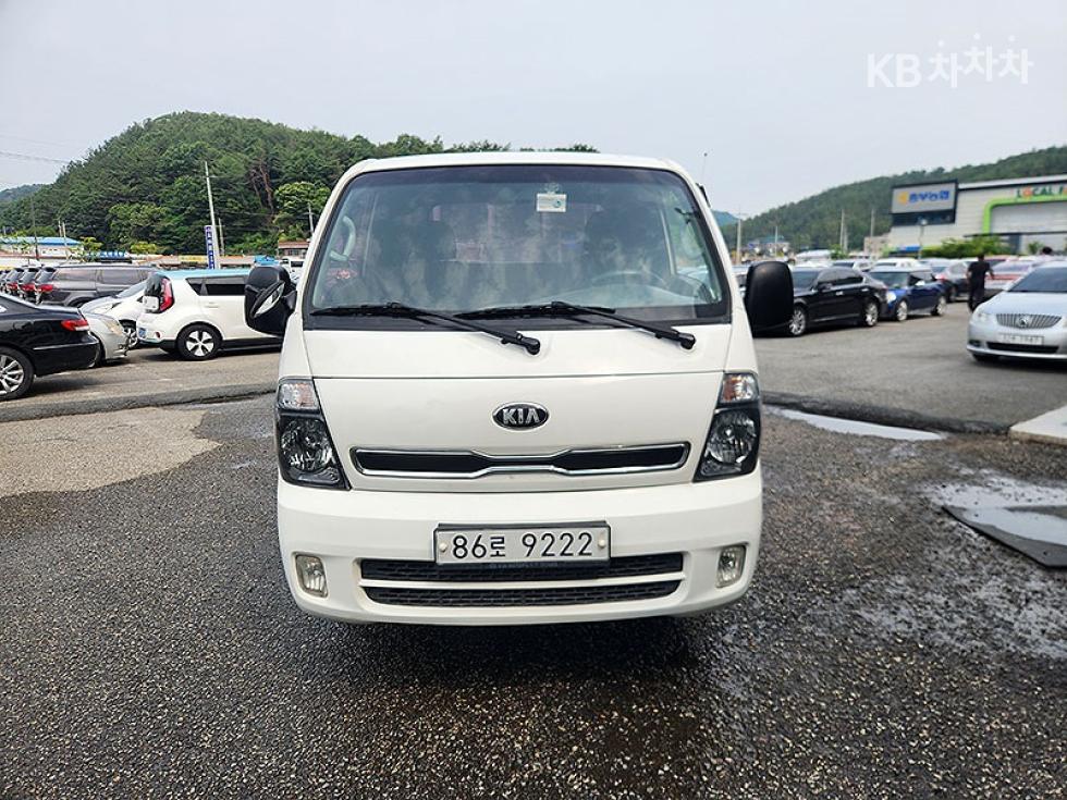 2014 - kia bongo iii