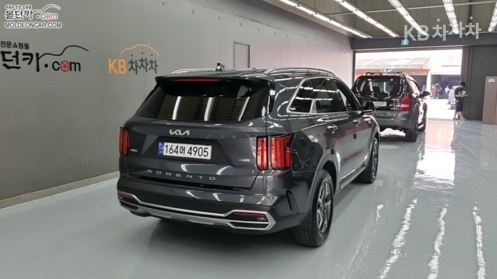 2022 - kia sorento
