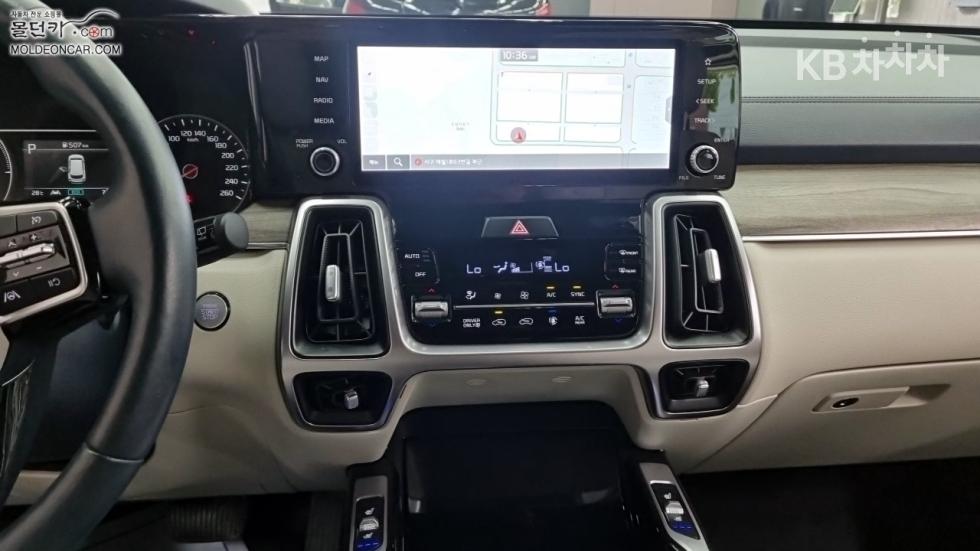 2022 - kia sorento