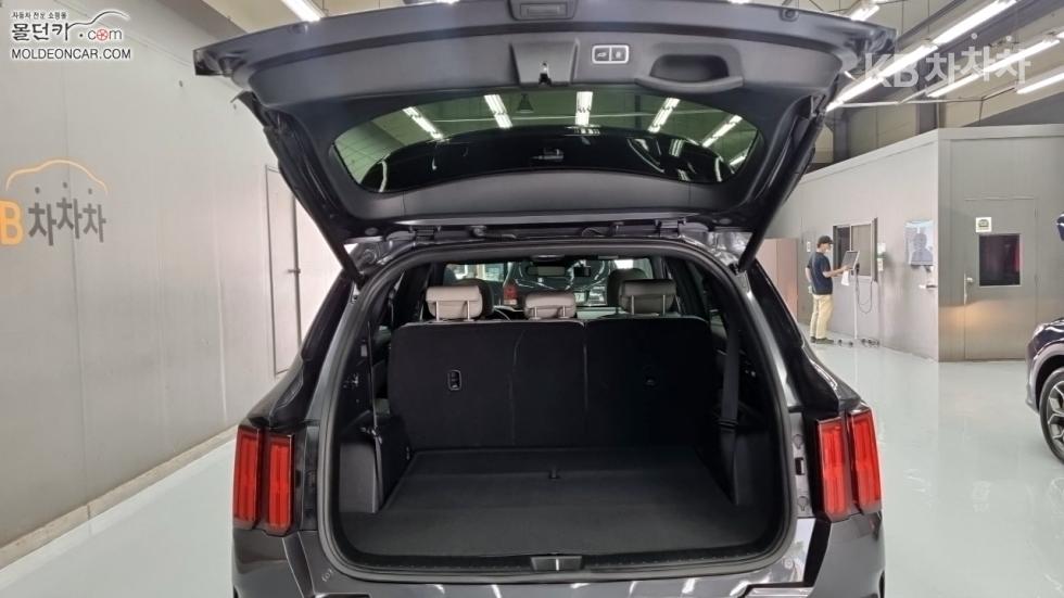 2022 - kia sorento