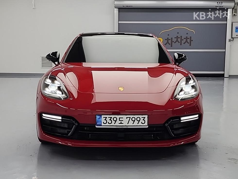 Porsche Panamera — miniaturë 2