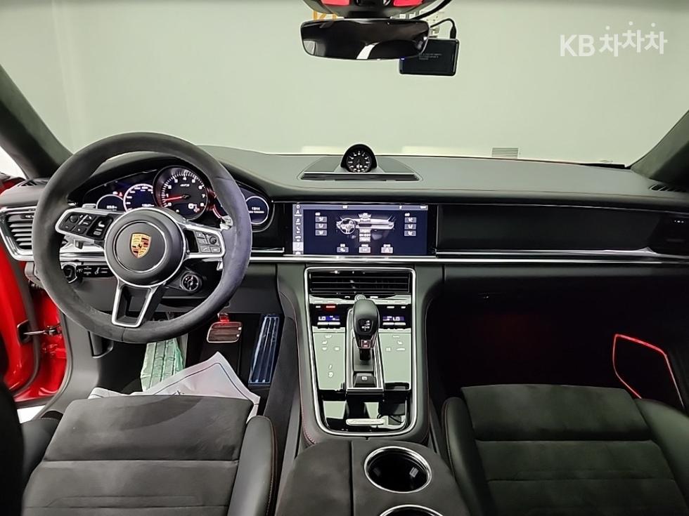 Porsche Panamera — miniaturë 7