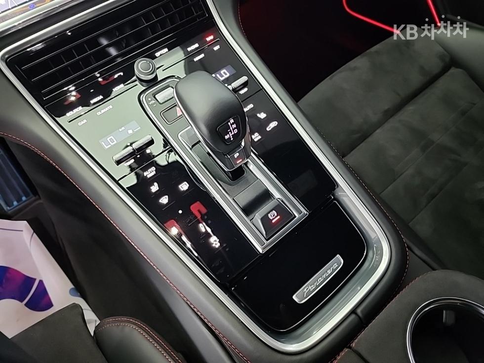 Porsche Panamera — miniaturë 8