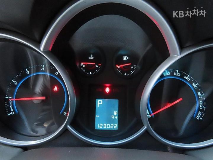 Chevrolet Lacetti Premiere 1.8 SX ID Premium Type 9