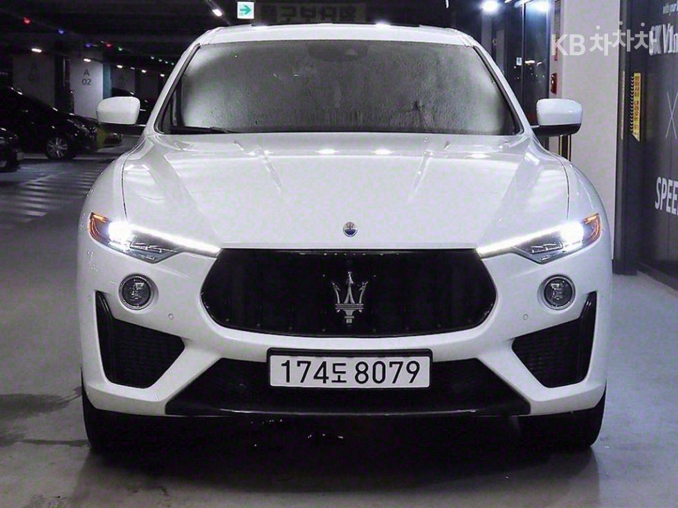 Maserati Levante — miniaturë 2