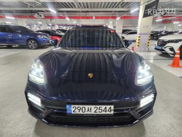 Porsche Panamera 4.0 GTS — foto 1