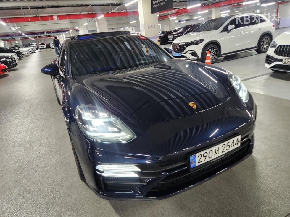 Porsche Panamera — miniaturë 3