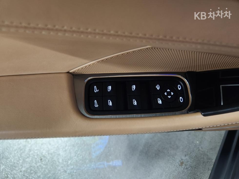 Porsche Panamera — miniaturë 5