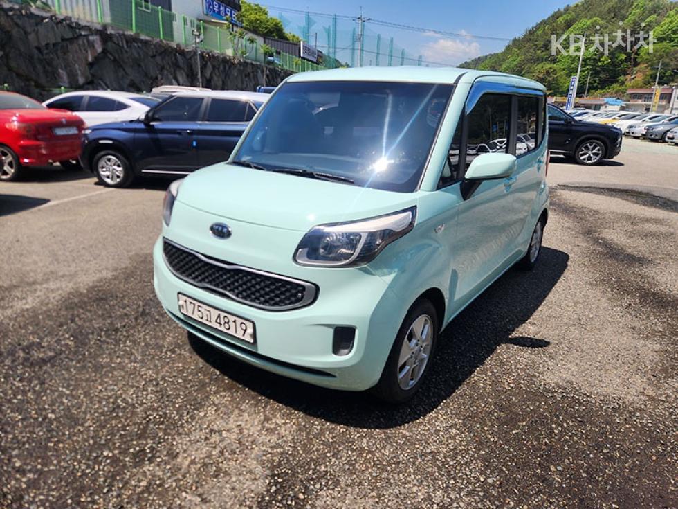 2012 kia ray