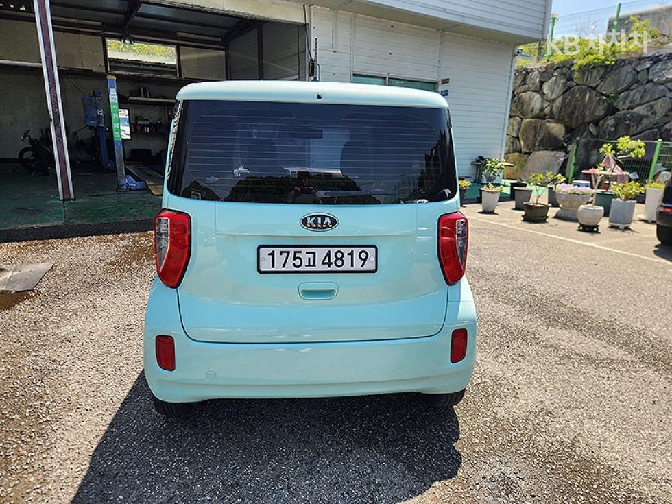 2012 - kia ray