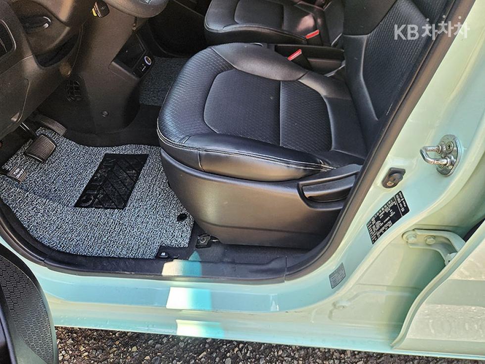 2012 - kia ray