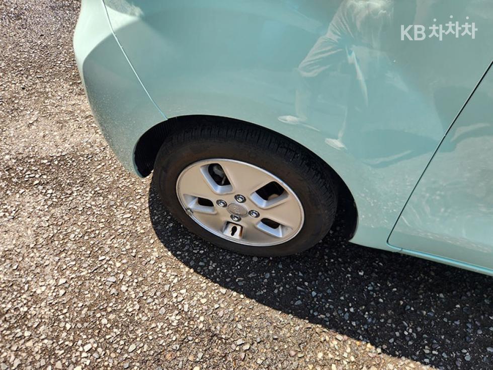 2012 - kia ray