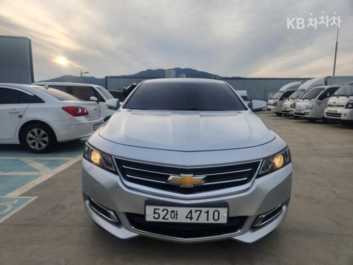 Chevrolet Impala 2.5 LT 3