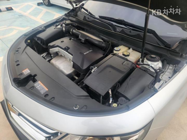 Chevrolet Impala 2.5 LT 7