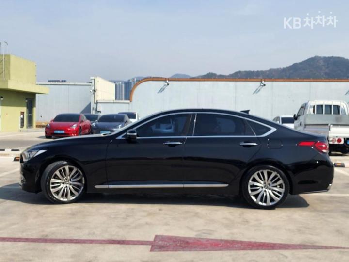 Hyundai Genesis DH G330 Premium AWD 3