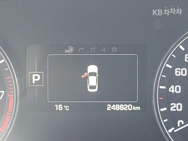 Hyundai Genesis DH G330 Premium AWD 6