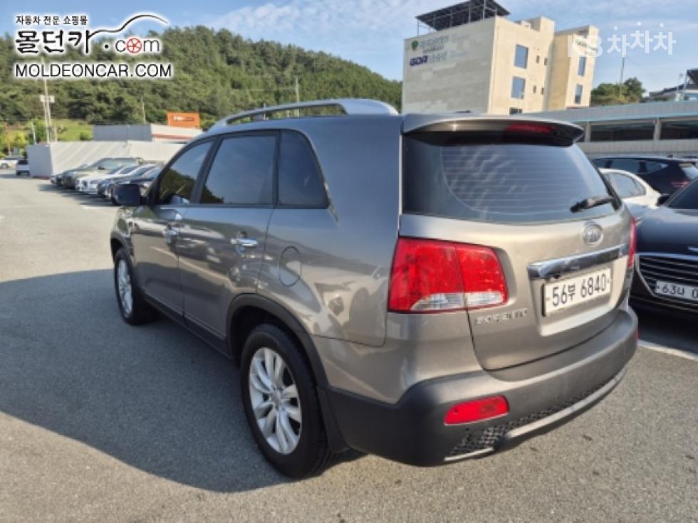 2010 - kia sorento
