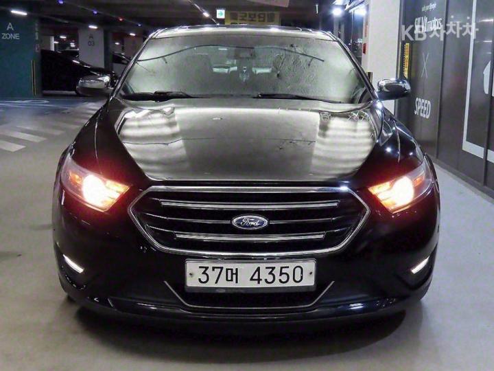 Ford Taurus New 2.0 Limited EcoBoost 3